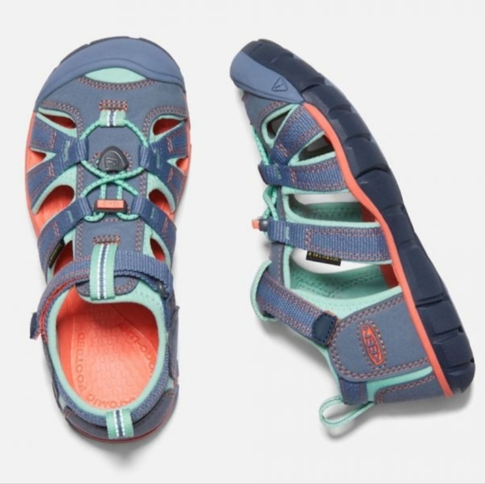 Childrens shoes